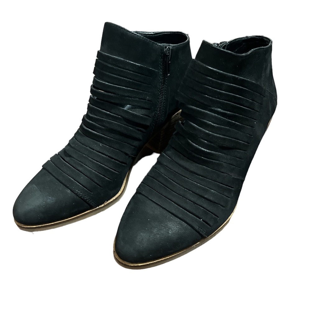 Lucky Brand Women's ZAVRINA booties size 7M